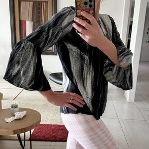 Go Silk Bell Sleeves Tie Dye Blouse Size S
